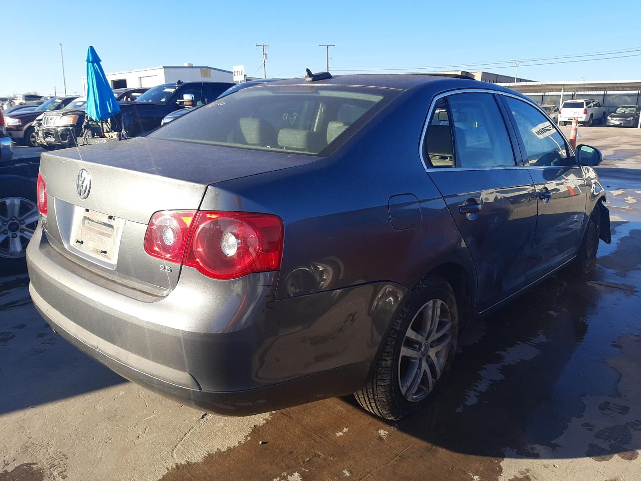 Photo 4 from auction – 2006 VOLKSWAGEN JETTA 2.5 with VIN 3VWSF71K96M801433