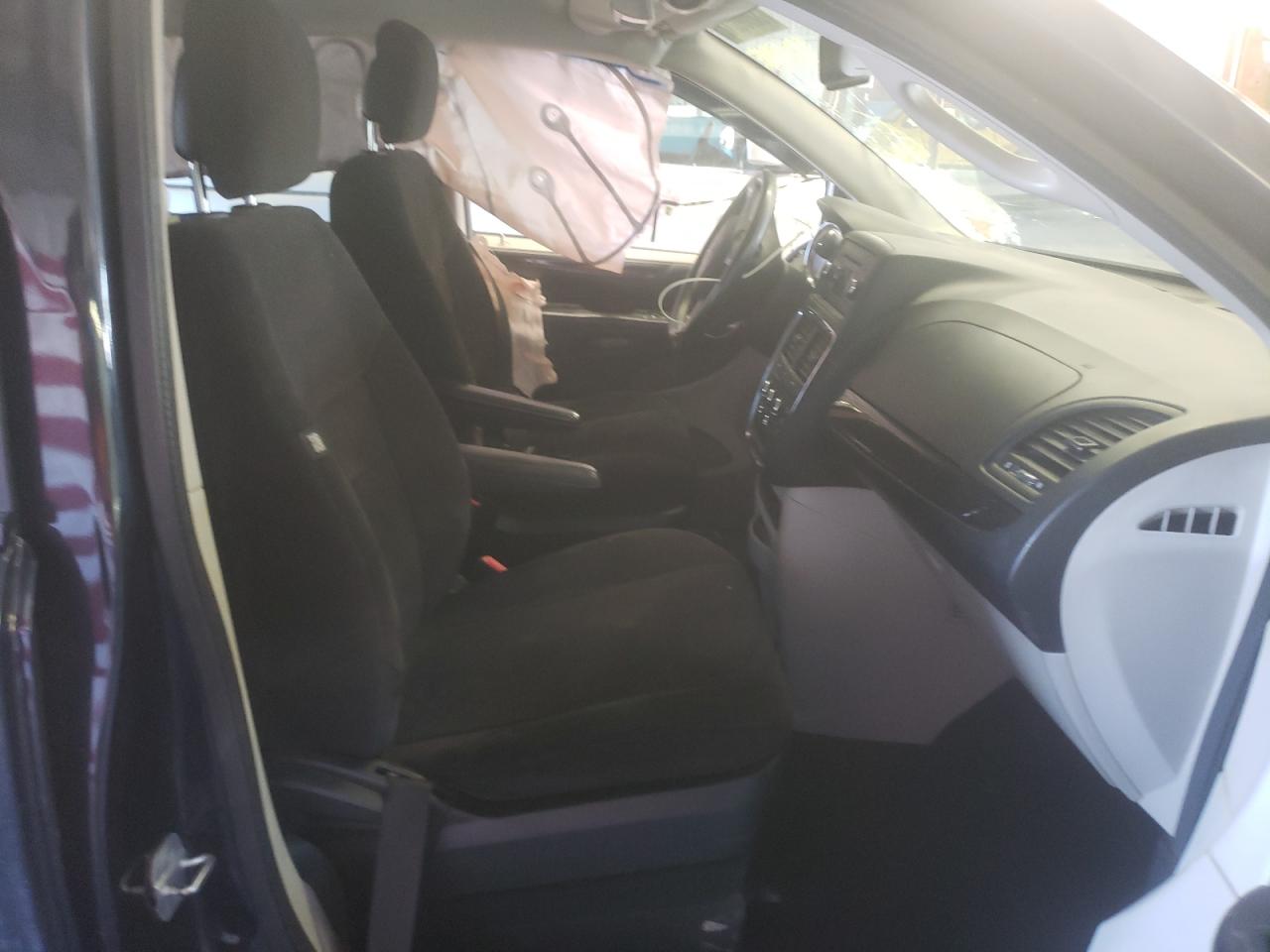 Photo 5 from auction – 2013 DODGE GRAND CARA with VIN 2C4RDGBG9DR731620