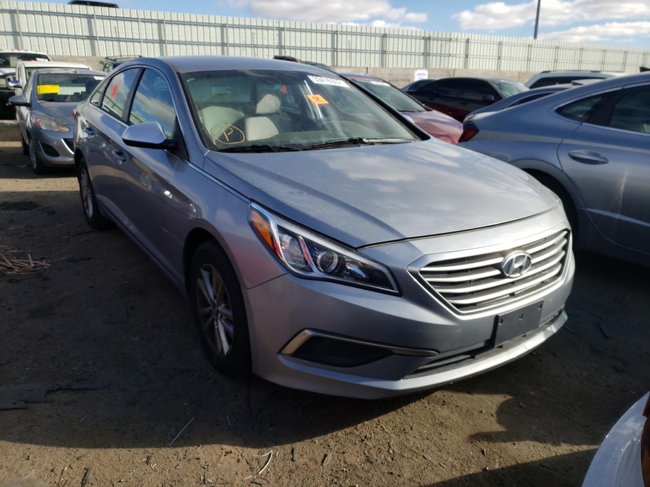Photo 1 from auction – 2017 HYUNDAI SONATA SE with VIN 5NPE24AF0HH522944
