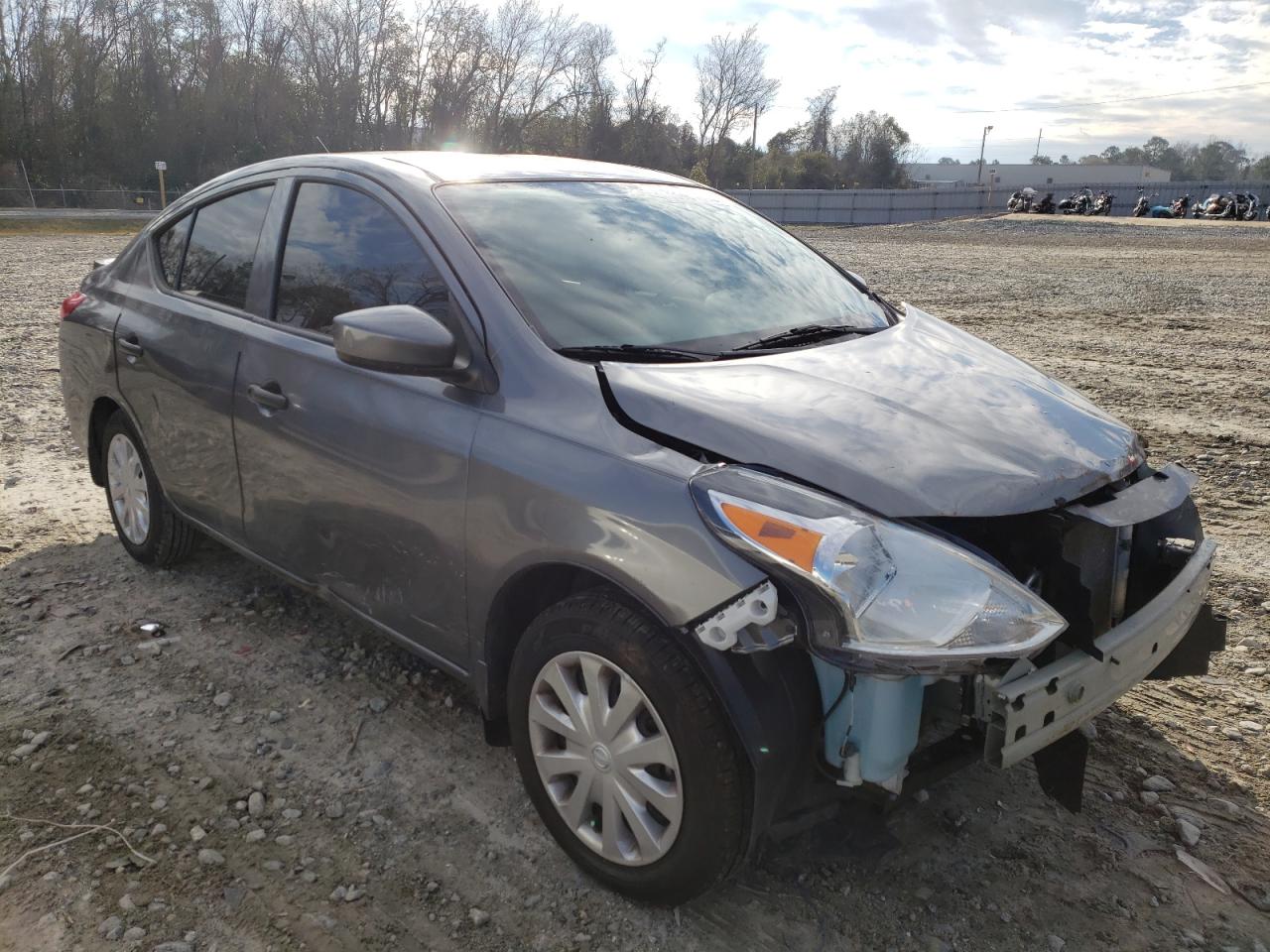 Photo 1 from auction – 2019 NISSAN VERSA S with VIN 3N1CN7AP1KL870237