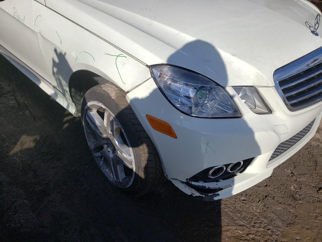 Photo 9 from auction – 2010 MERCEDES-BENZ E 350 with VIN WDDHF5GB6AA032197
