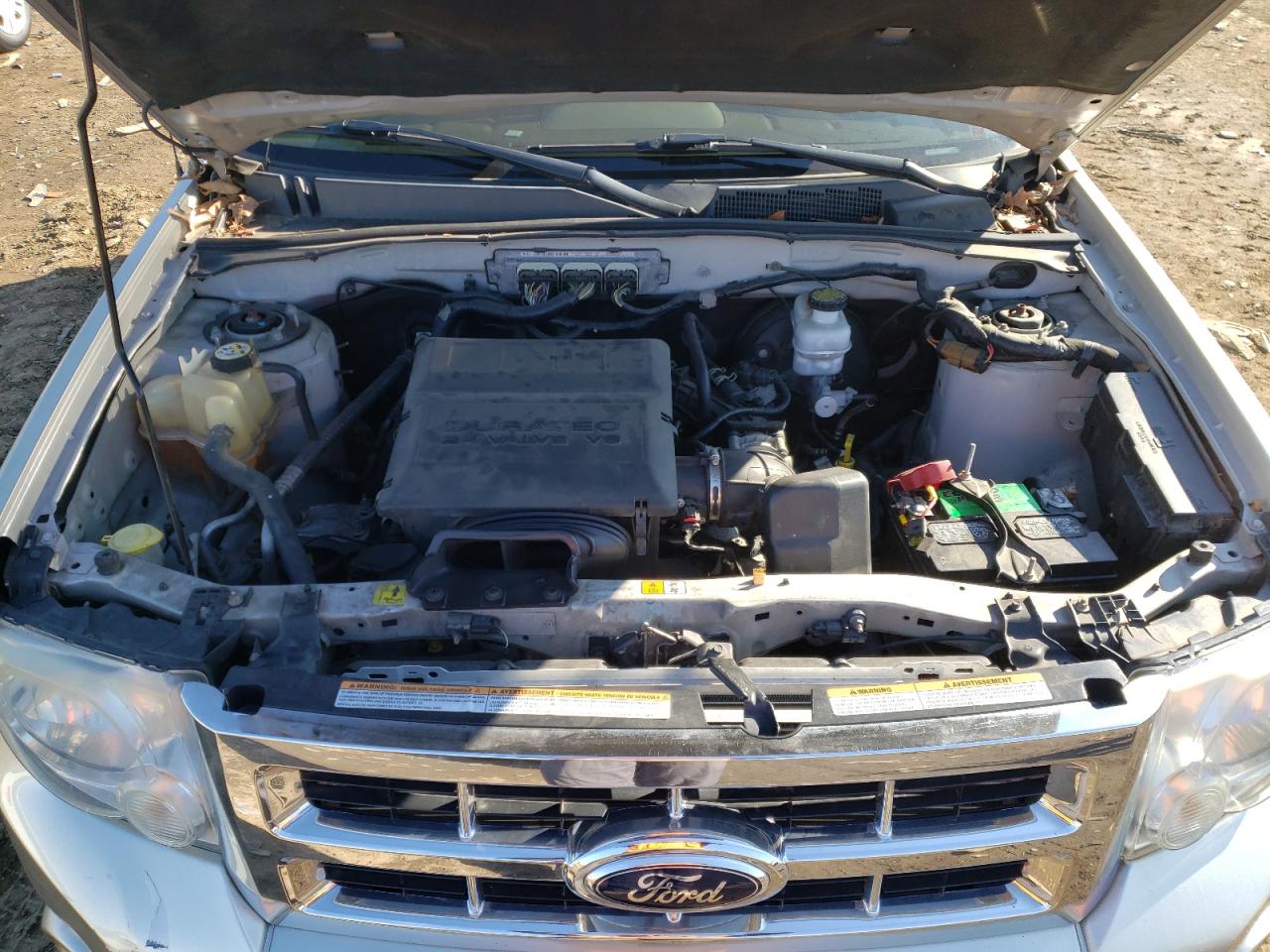 Photo 7 from auction – 2010 FORD ESCAPE LIM with VIN 1FMCU0EG8AKC21774