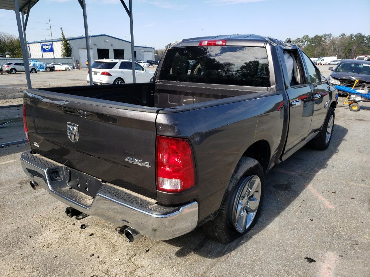 Photo 4 from auction – 2020 RAM 1500 CLASS with VIN 3C6RR7KT8LG290654