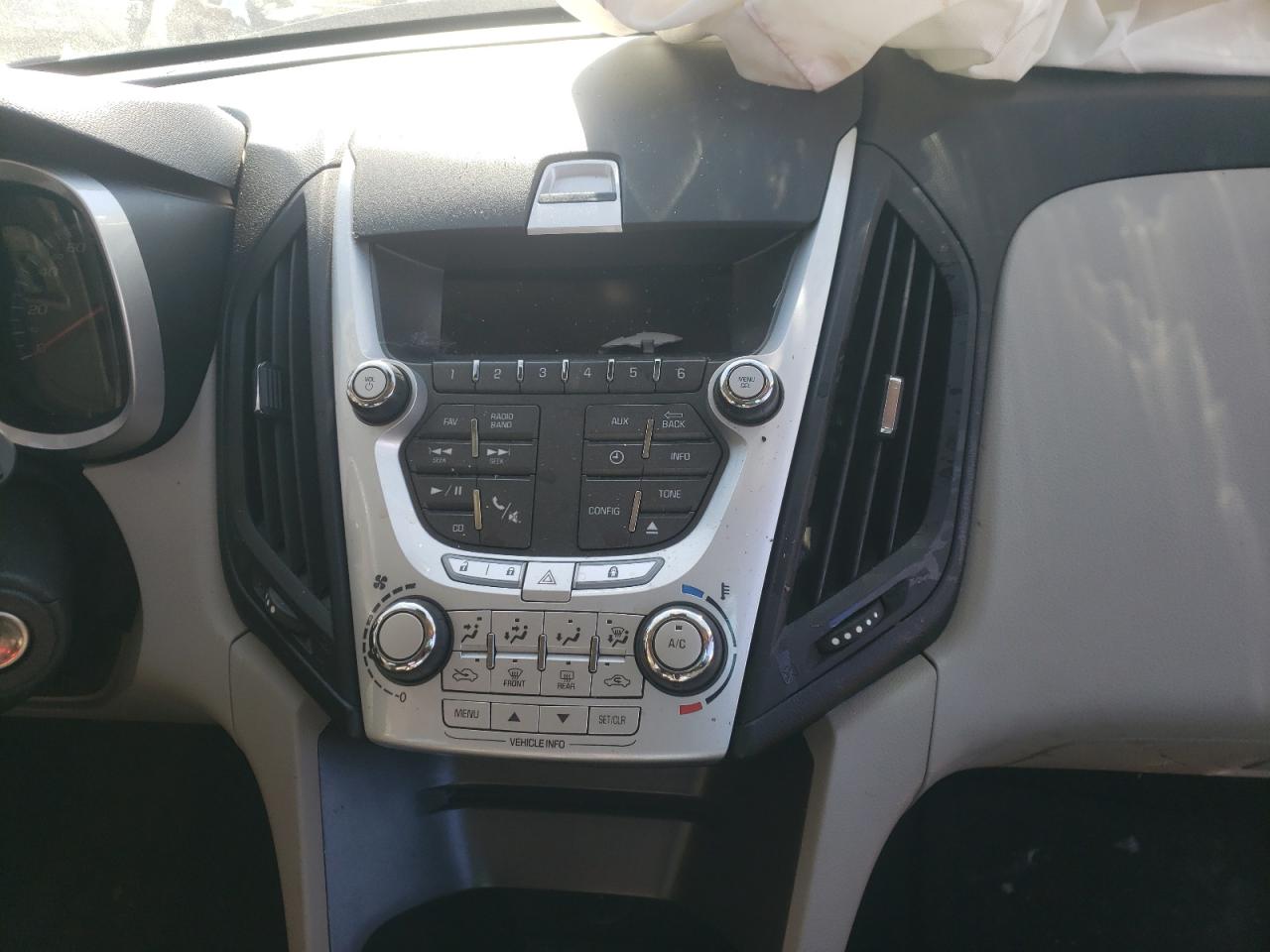 Photo 9 from auction – 2015 CHEVROLET EQUINOX LS with VIN 2GNALAEK3F1134601
