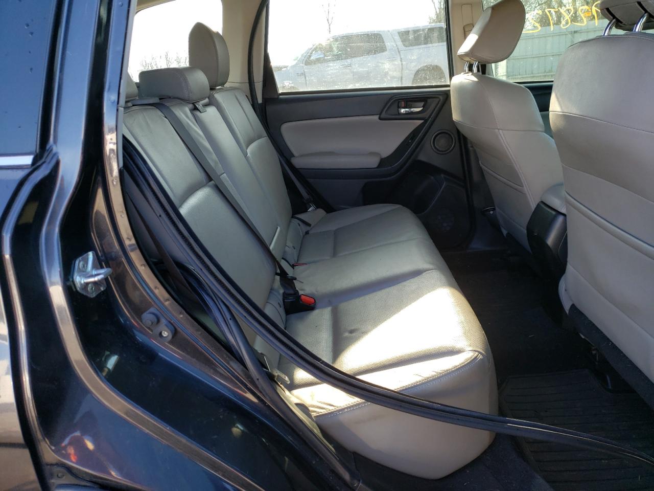 Photo 6 from auction – 2015 SUBARU FORESTER 2 with VIN JF2SJAWC1FH522418