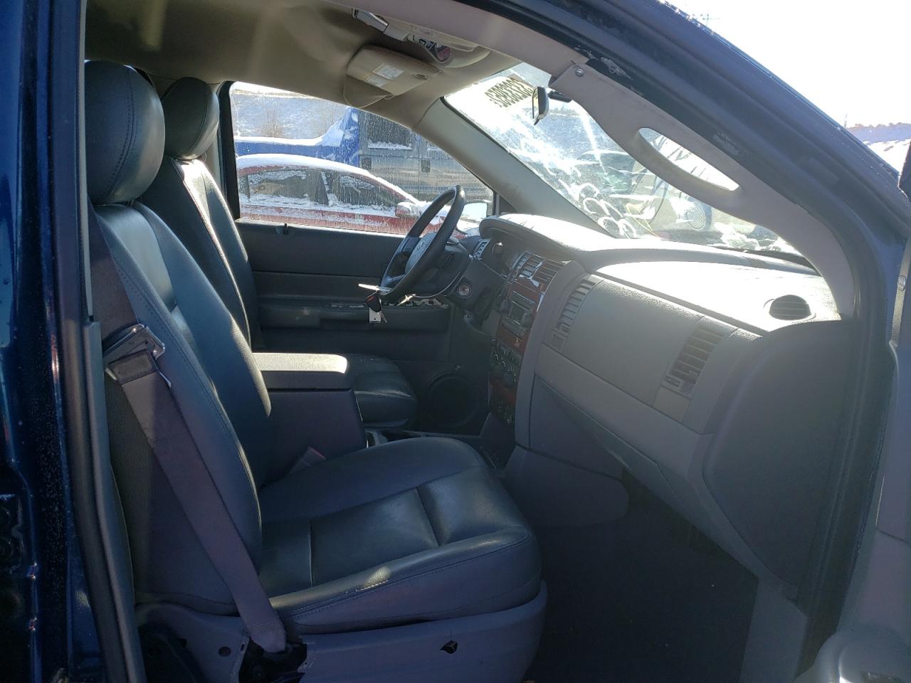 Photo 5 from auction – 2005 DODGE DURANGO SL with VIN 1D4HB48N85F619960