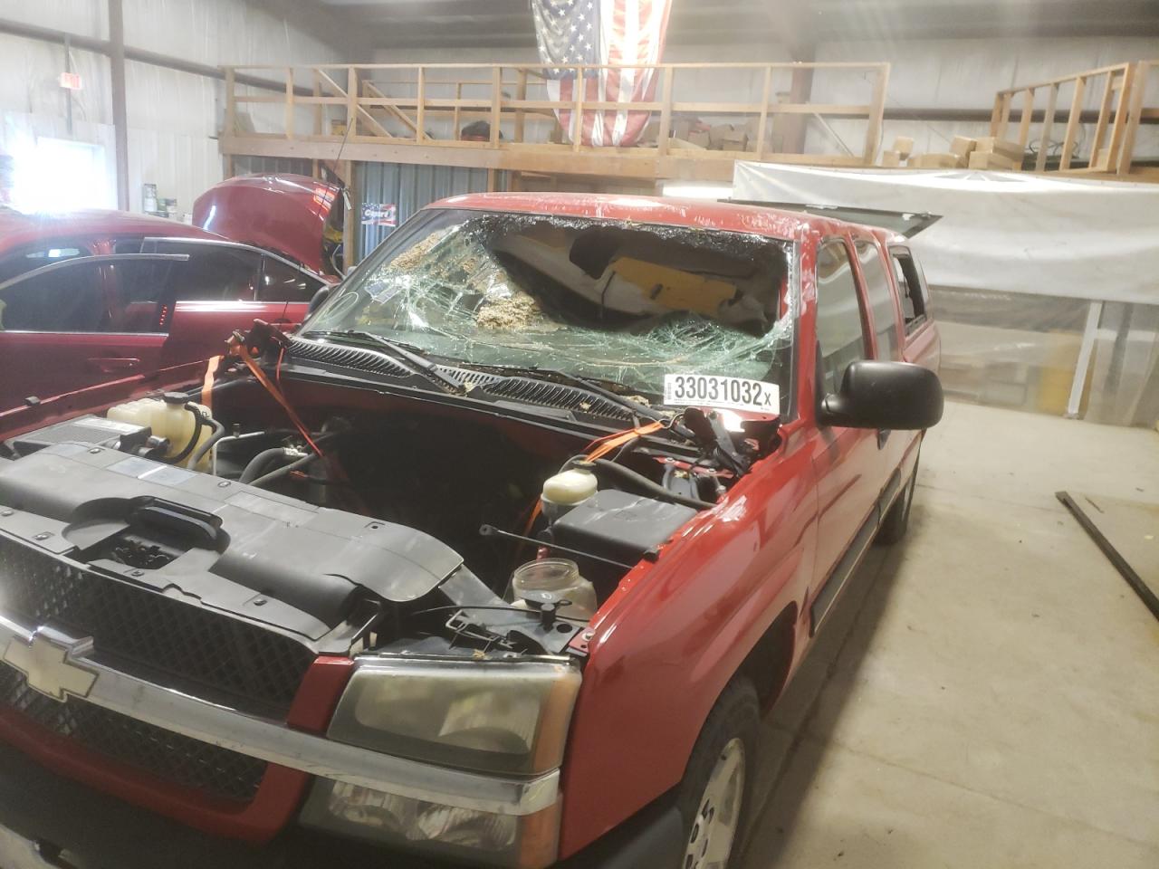 Photo 9 from auction – 2005 CHEVROLET SILVERADO with VIN 2GCEC19T351117311