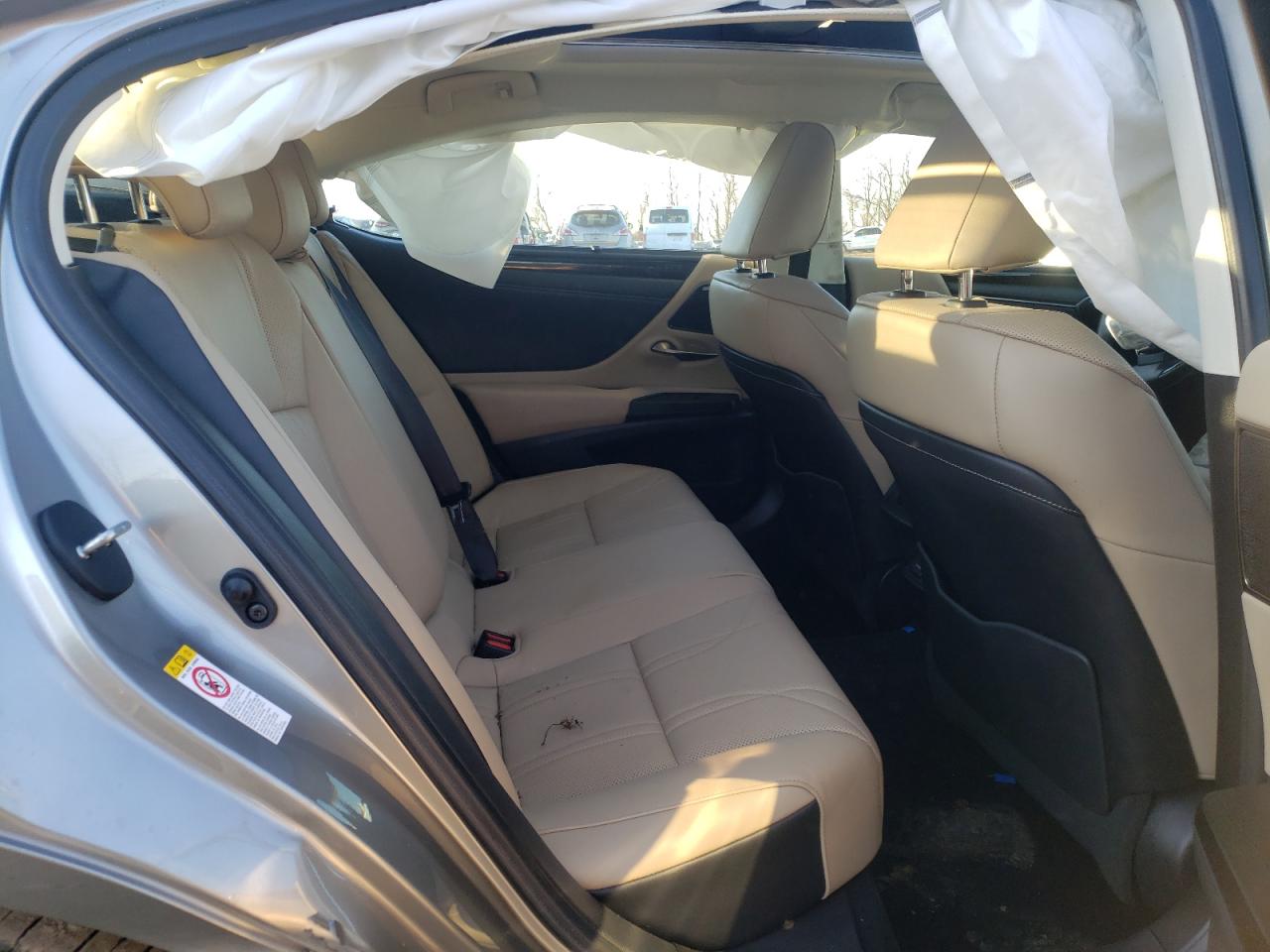 Photo 6 from auction – 2019 LEXUS ES 350 with VIN 58ABZ1B11KU044809