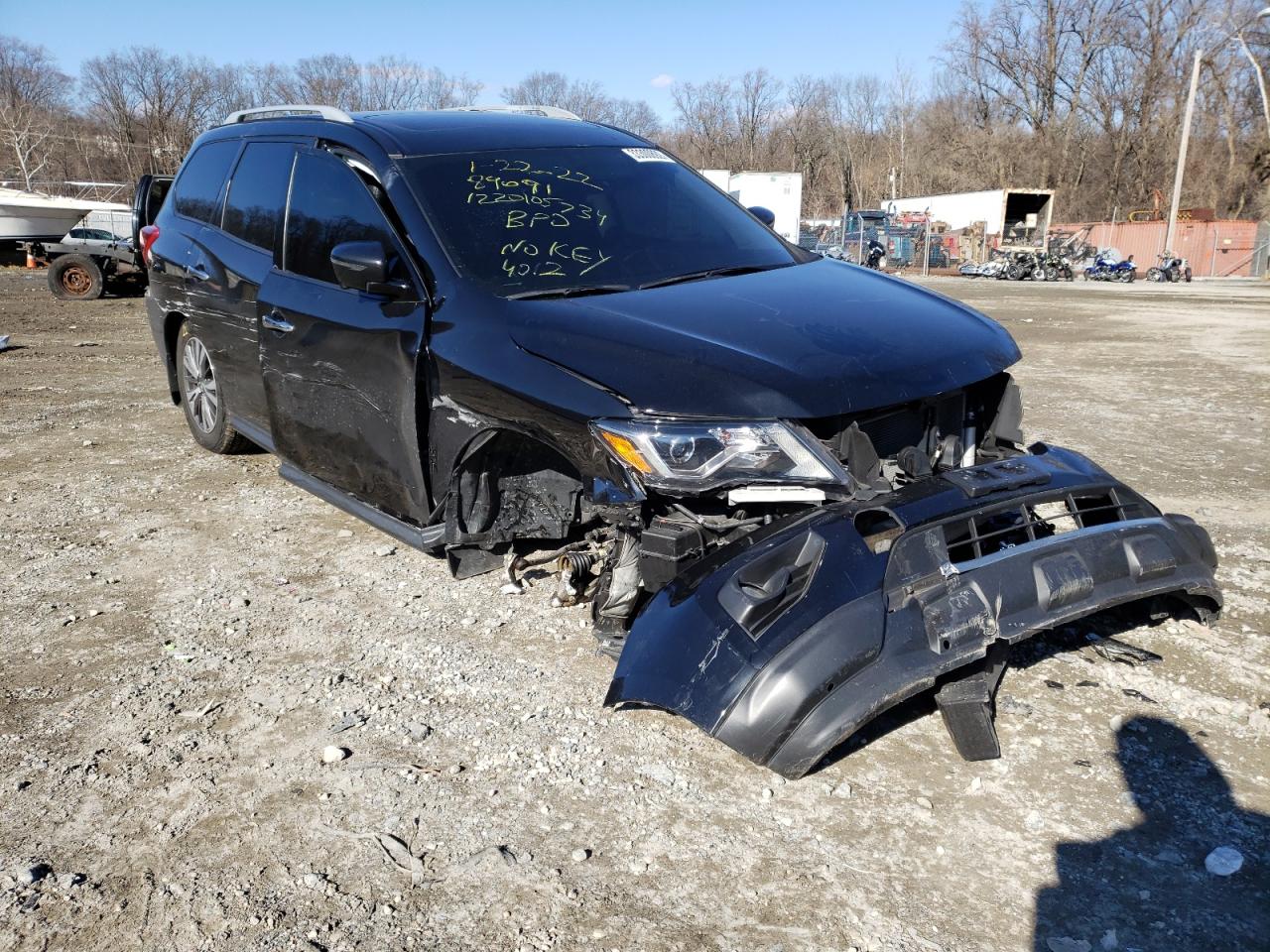 Photo 9 from auction – 2017 NISSAN PATHFINDER with VIN 5N1DR2MM3HC904012