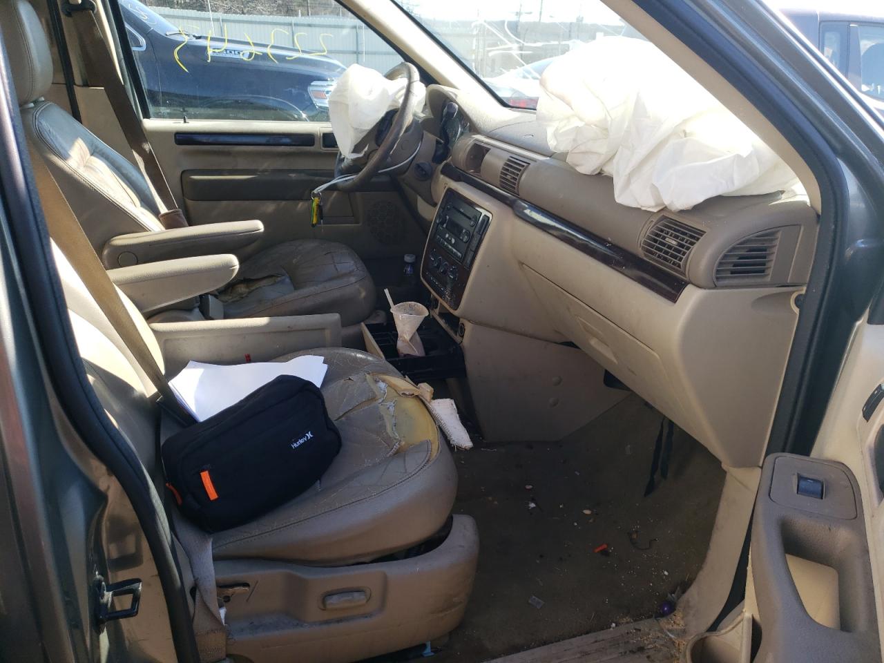Photo 5 from auction – 2006 FORD FREESTAR S with VIN 2FMZA52236BA38518
