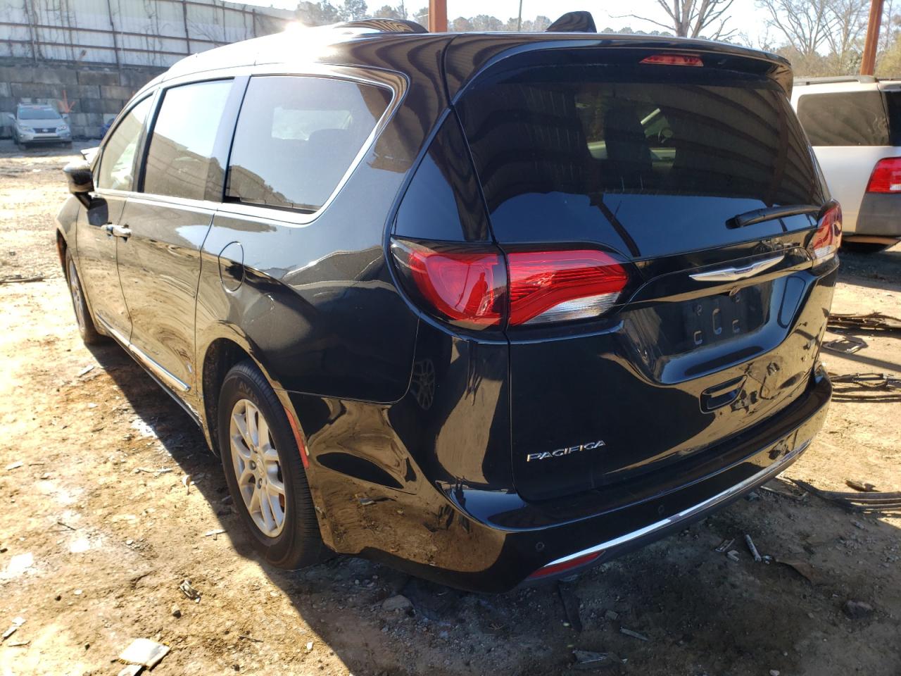 Photo 3 from auction – 2020 CHRYSLER PACIFICA T with VIN 2C4RC1BG4LR279235