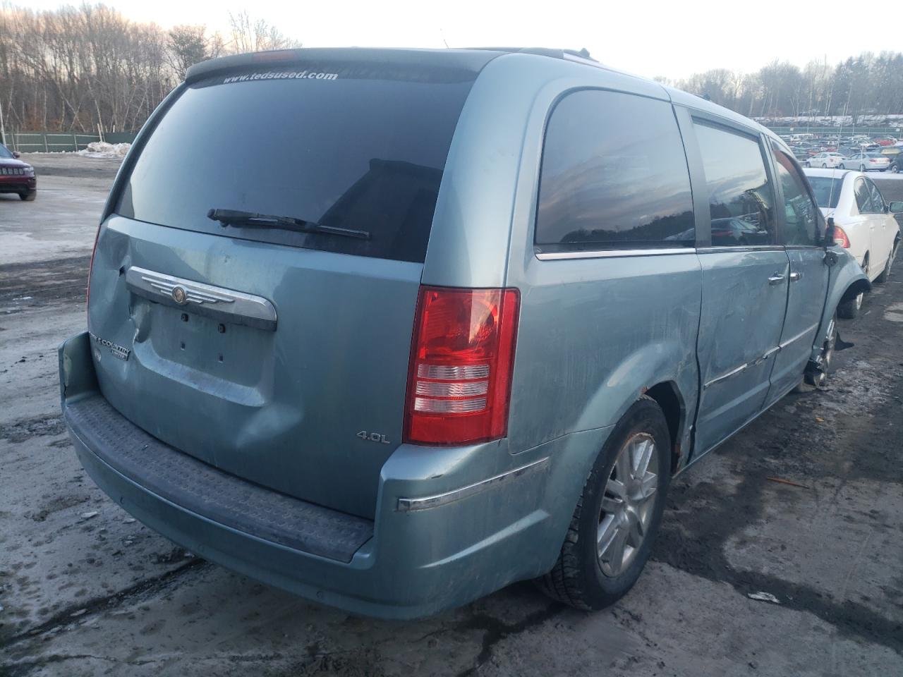 Photo 4 from auction – 2008 CHRYSLER TOWN & COU with VIN 2A8HR64X28R767040