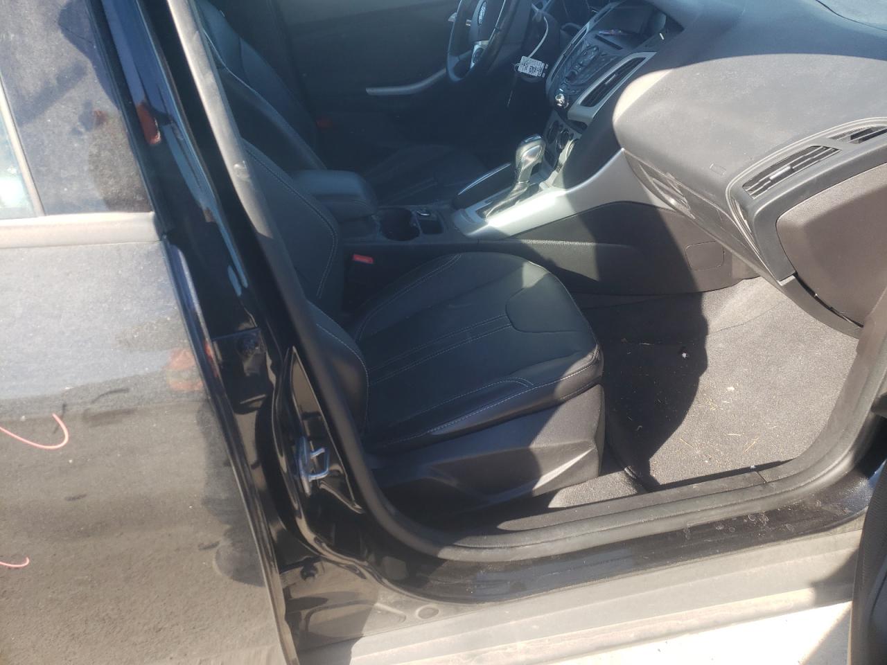 Photo 5 from auction – 2014 FORD FOCUS SE with VIN 1FADP3F24EL108902