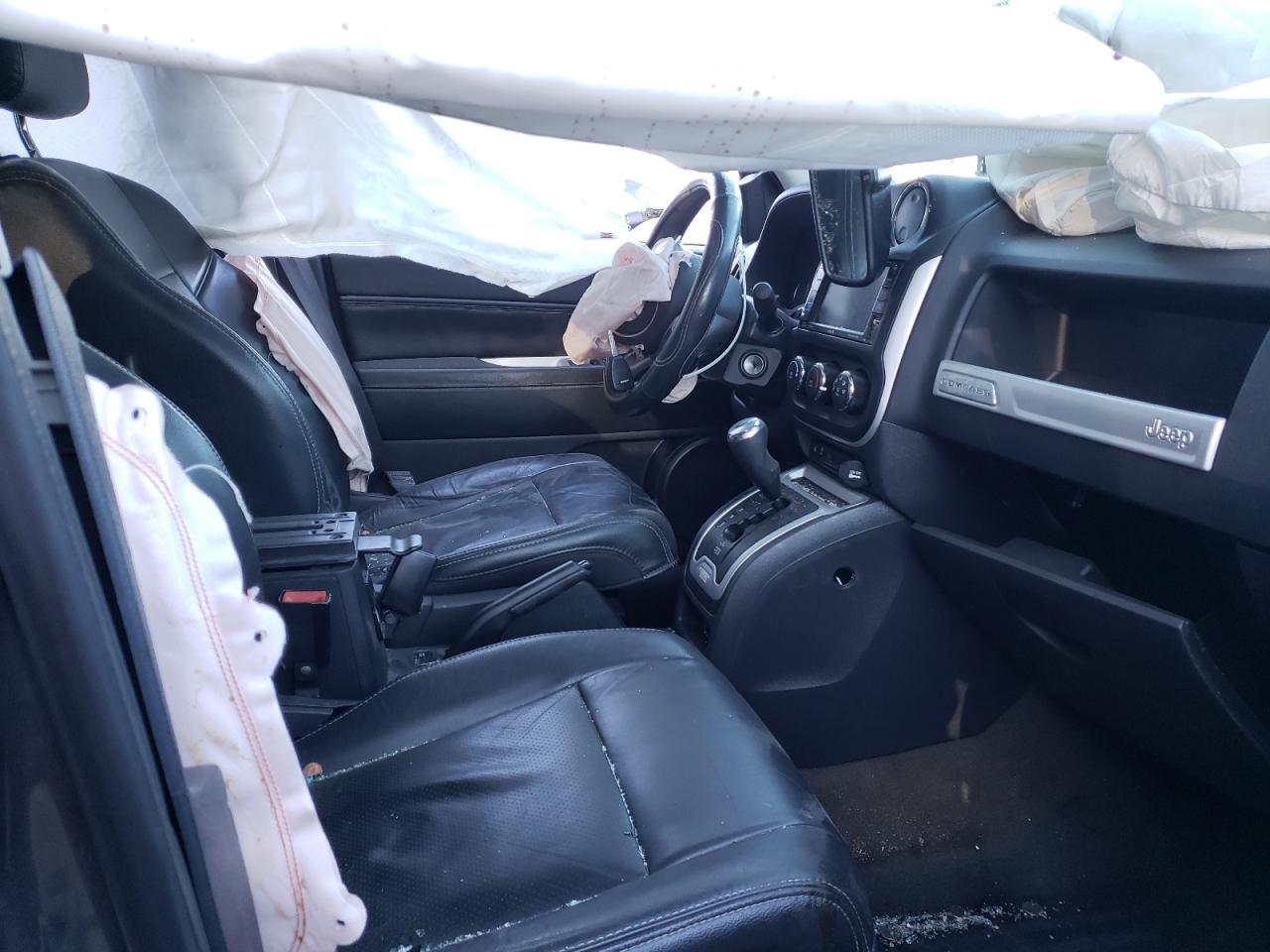 Photo 5 from auction – 2017 JEEP COMPASS LA with VIN 1C4NJDEB7HD168002