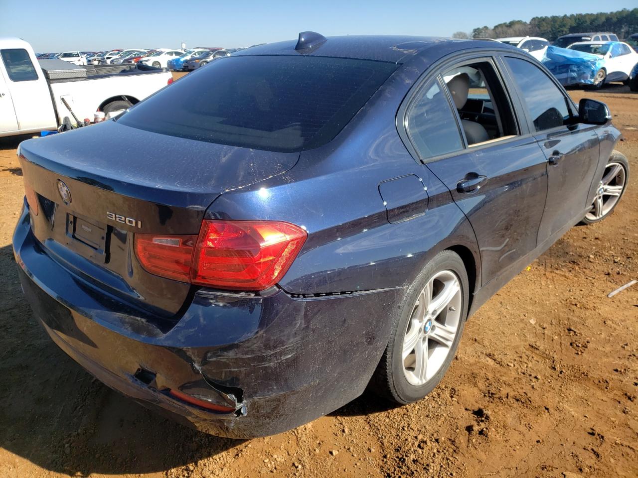Photo 4 from auction – 2015 BMW 320 I with VIN WBA3B1C52FK139271
