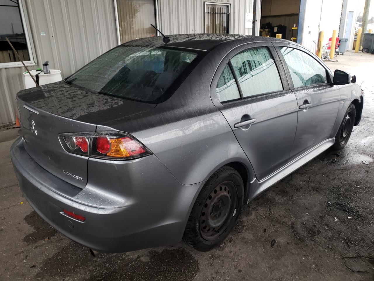 Photo 4 from auction – 2015 MITSUBISHI LANCER ES with VIN JA32U2FU2FU003856