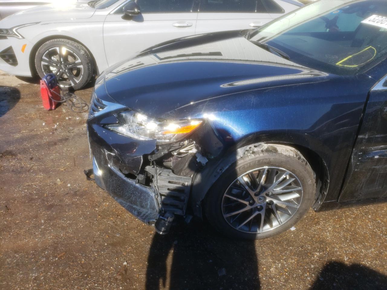 Photo 9 from auction – 2016 LEXUS ES 350 with VIN 58ABK1GG7GU019745