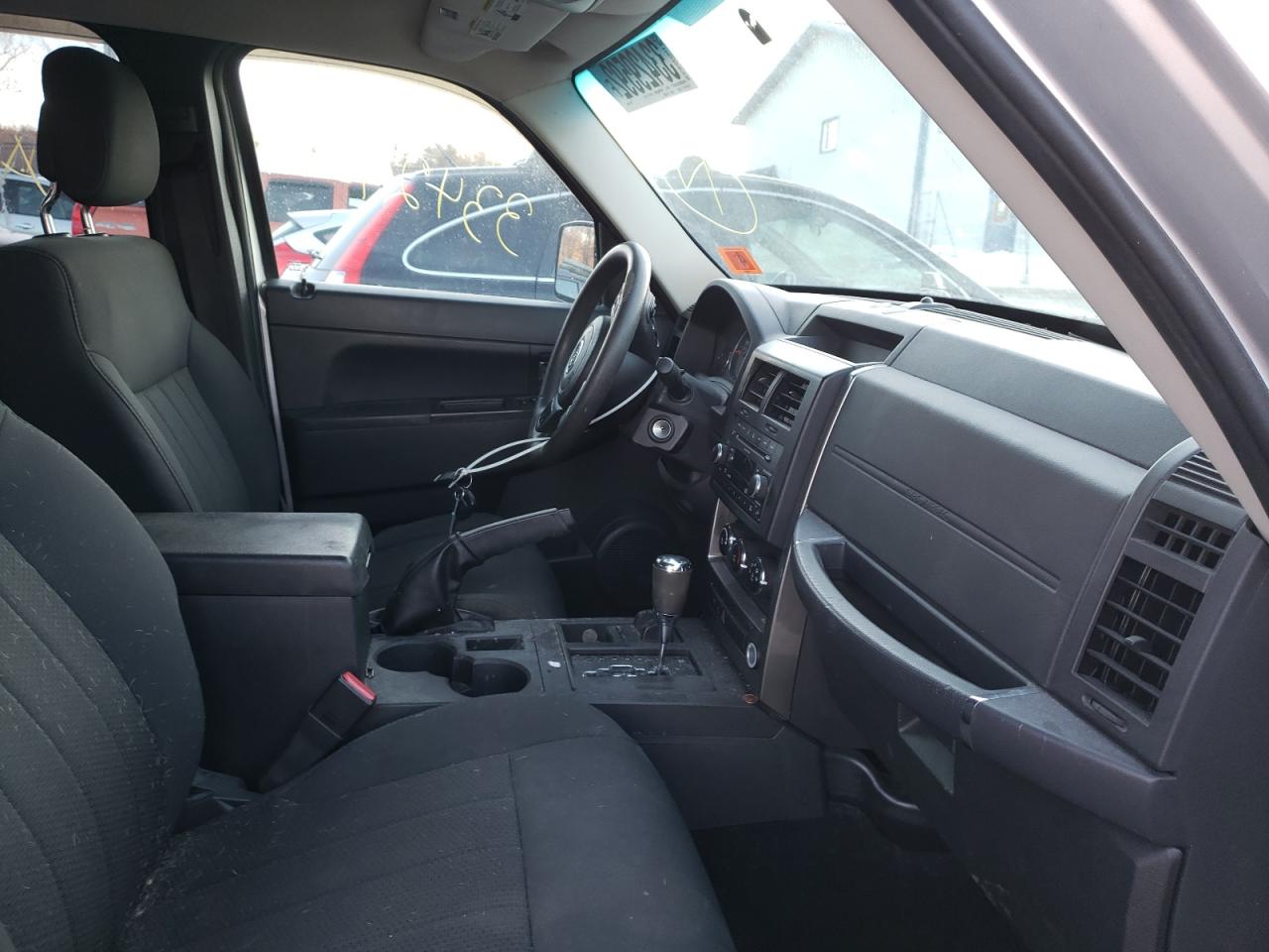 Photo 5 from auction – 2011 JEEP LIBERTY SP with VIN 1J4PN2GK5BW588040