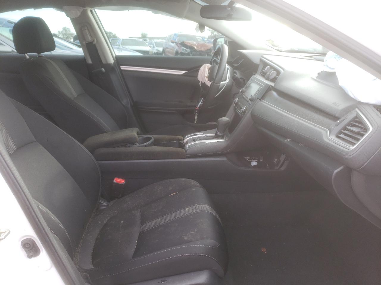 Photo 5 from auction – 2020 HONDA CIVIC LX with VIN 19XFC2F67LE003742