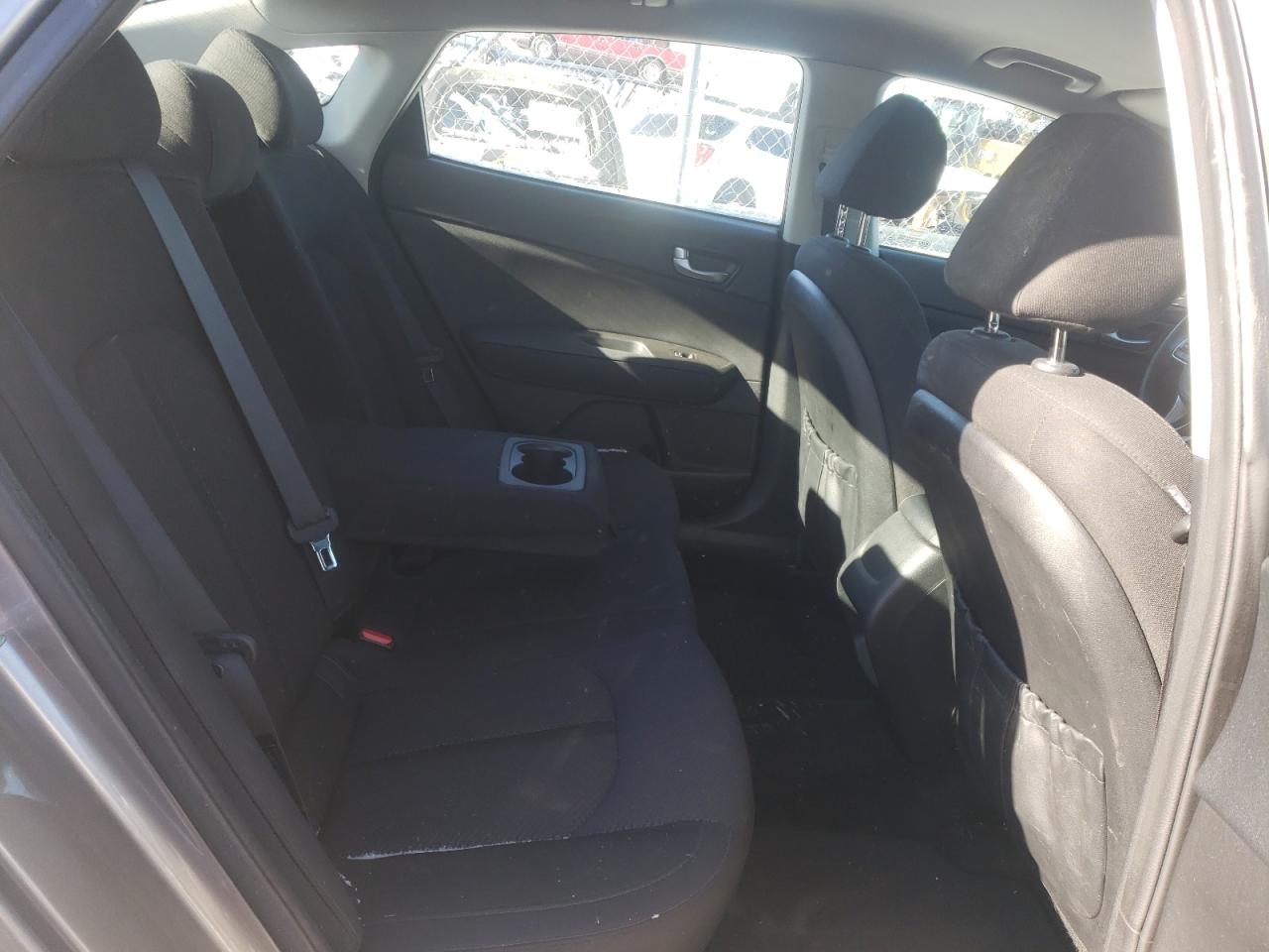 Photo 6 from auction – 2018 KIA OPTIMA LX with VIN 5XXGT4L32JG209114