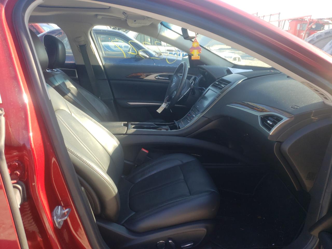 Photo 5 from auction – 2014 LINCOLN MKZ with VIN 3LN6L2J90ER831494