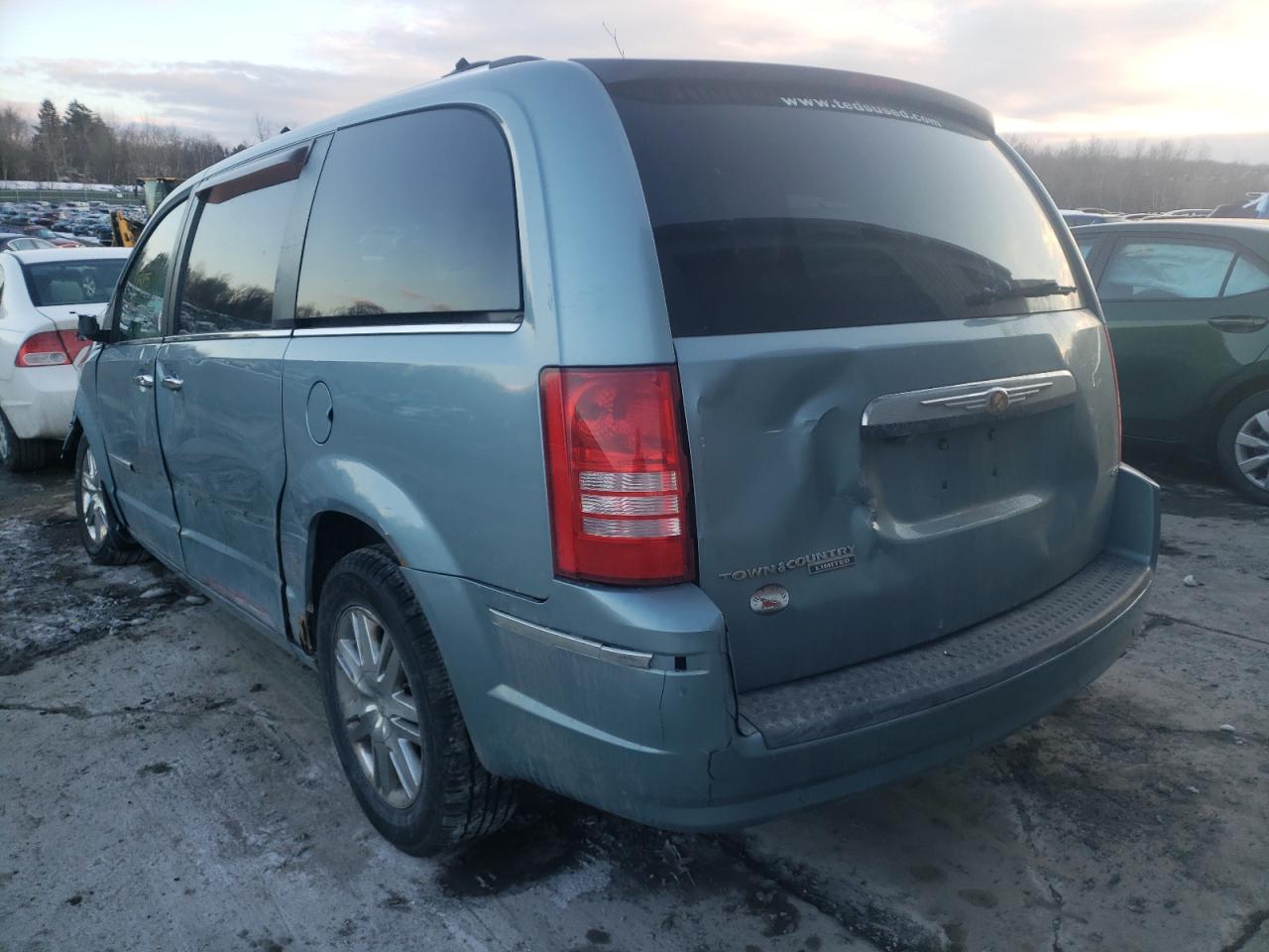 Photo 3 from auction – 2008 CHRYSLER TOWN & COU with VIN 2A8HR64X28R767040