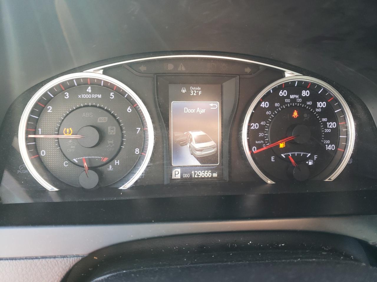 Photo 8 from auction – 2017 TOYOTA CAMRY LE with VIN 4T1BF1FK8HU301458