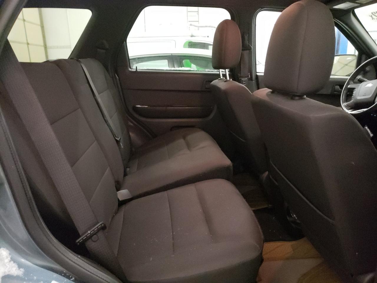 Photo 6 from auction – 2011 FORD ESCAPE XLT with VIN 1FMCU0D75BKC51740