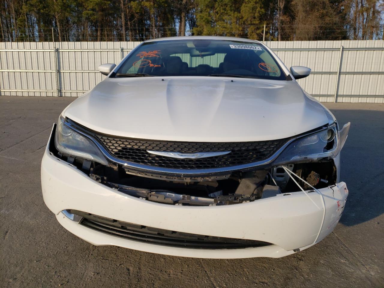 Photo 9 from auction – 2015 CHRYSLER 200 LIMITE with VIN 1C3CCCAB8FN725691