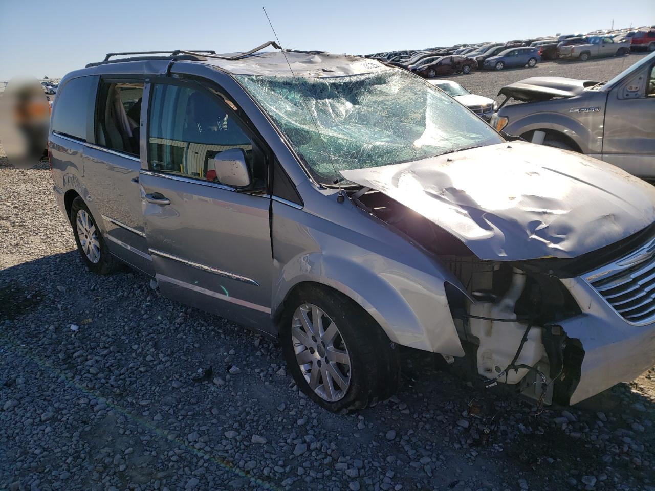 CHRYSLER TOWN & COU 2014 with VIN 2C4RC1BG0ER292258 - Photo from auction