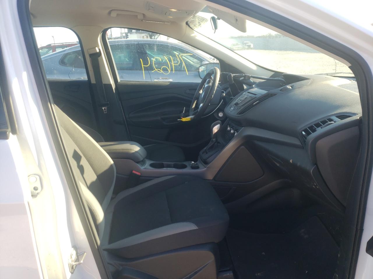 Photo 5 from auction – 2016 FORD ESCAPE S with VIN 1FMCU0F73GUA76770