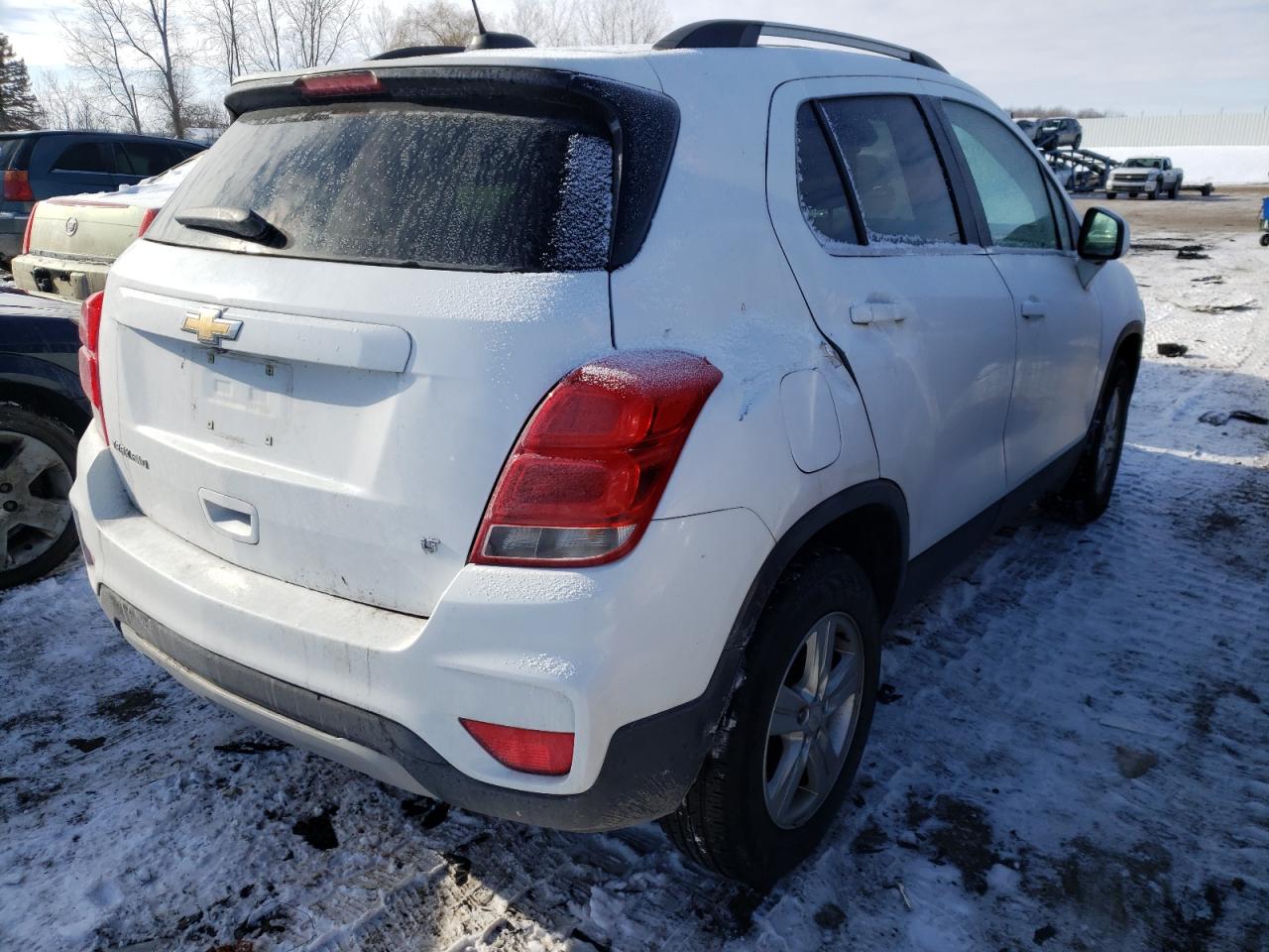 Photo 4 from auction – 2017 CHEVROLET TRAX 1LT with VIN 3GNCJPSB8HL140918