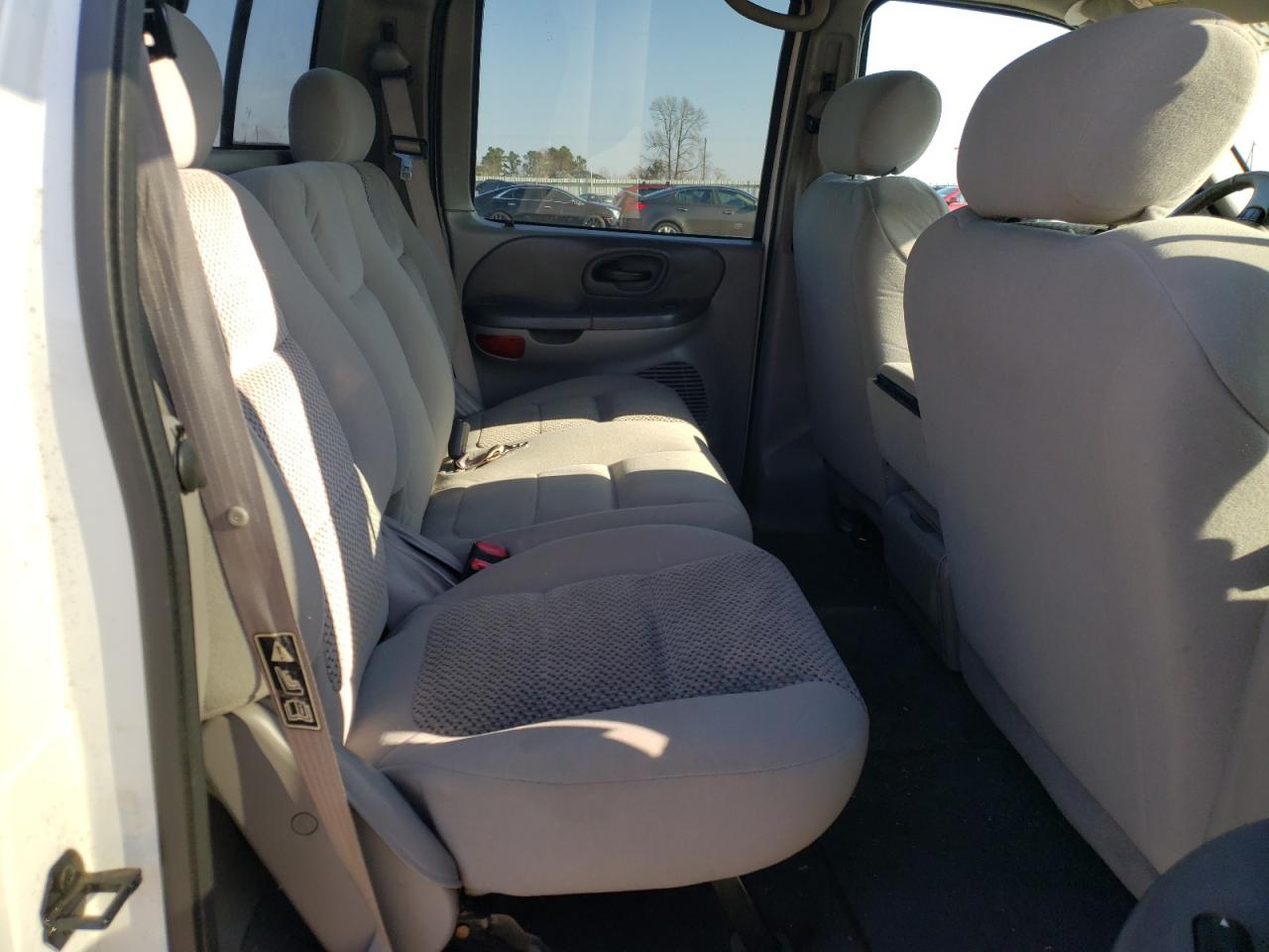 Photo 6 from auction – 2003 FORD F150 SUPER with VIN 1FTRW07L43KB71462