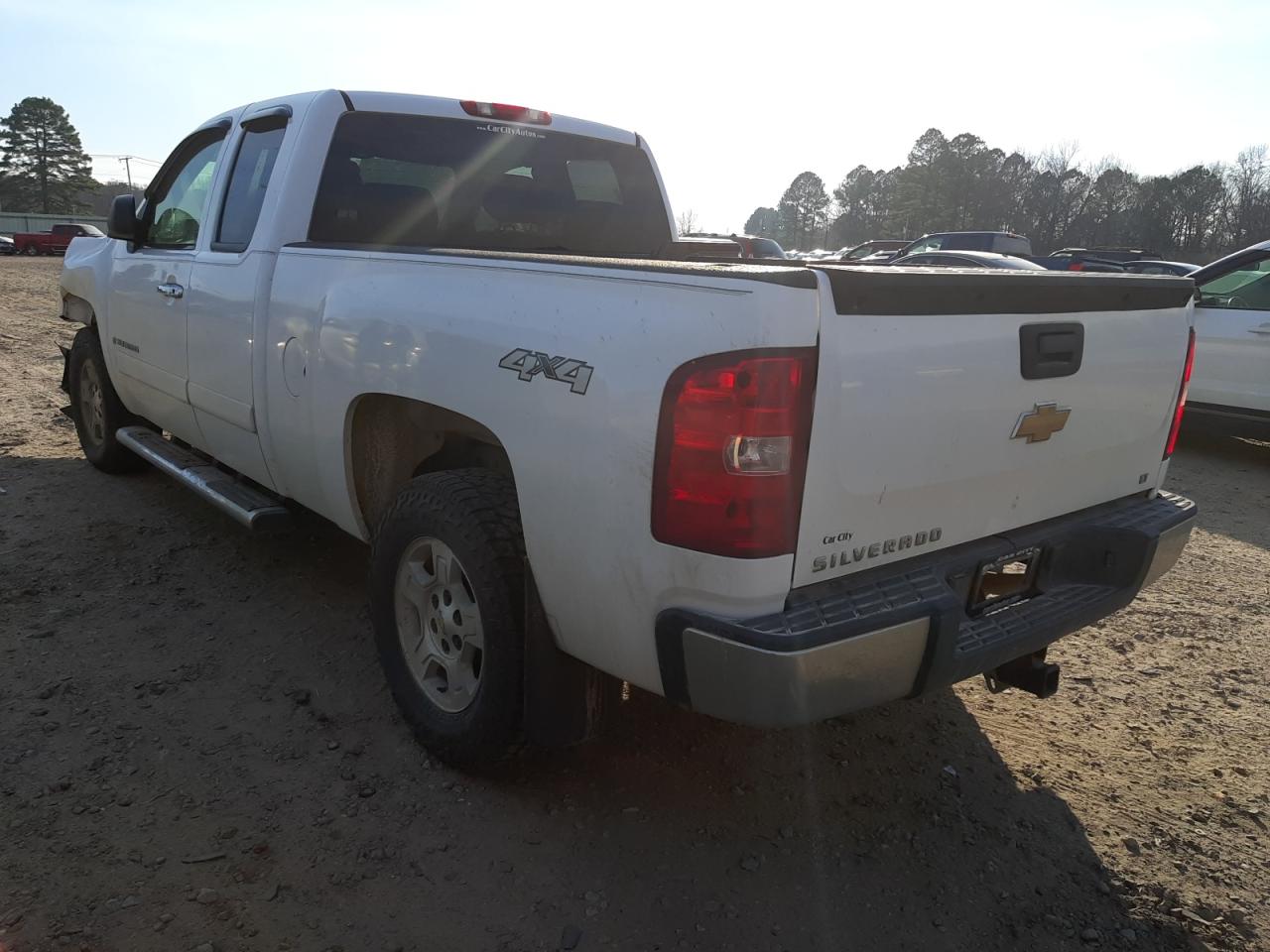 Photo 3 from auction – 2007 CHEVROLET SILVERADO with VIN 1GCEK19J07Z547826