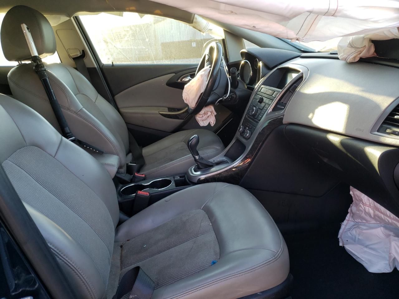 Photo 5 from auction – 2015 BUICK VERANO with VIN 1G4PP5SK7F4191631