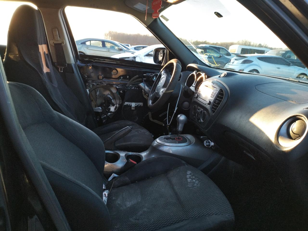 Photo 5 from auction – 2016 NISSAN JUKE S with VIN JN8AF5MR7GT605350