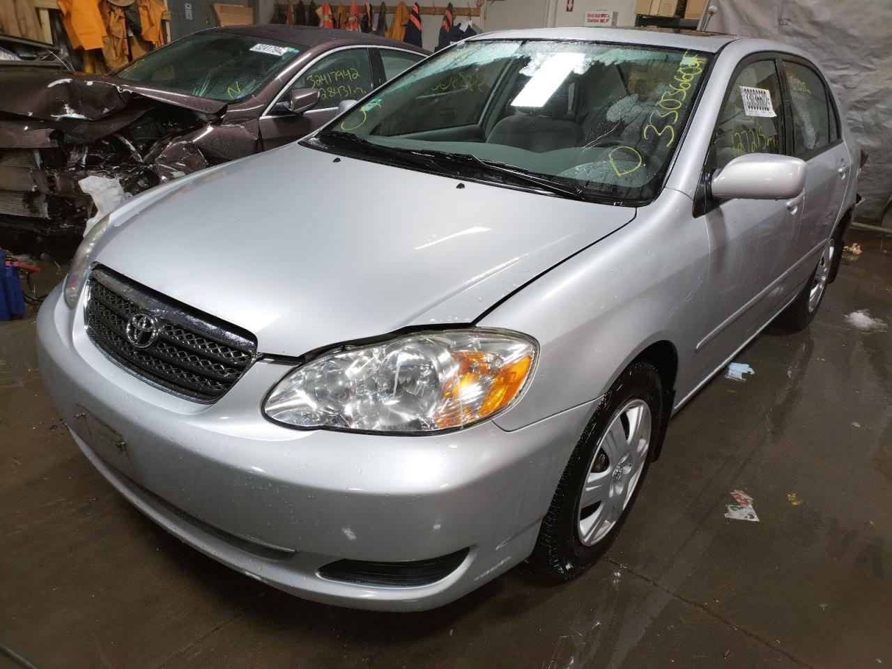 Photo 2 from auction – 2005 TOYOTA COROLLA CE with VIN 1NXBR32E55Z437108