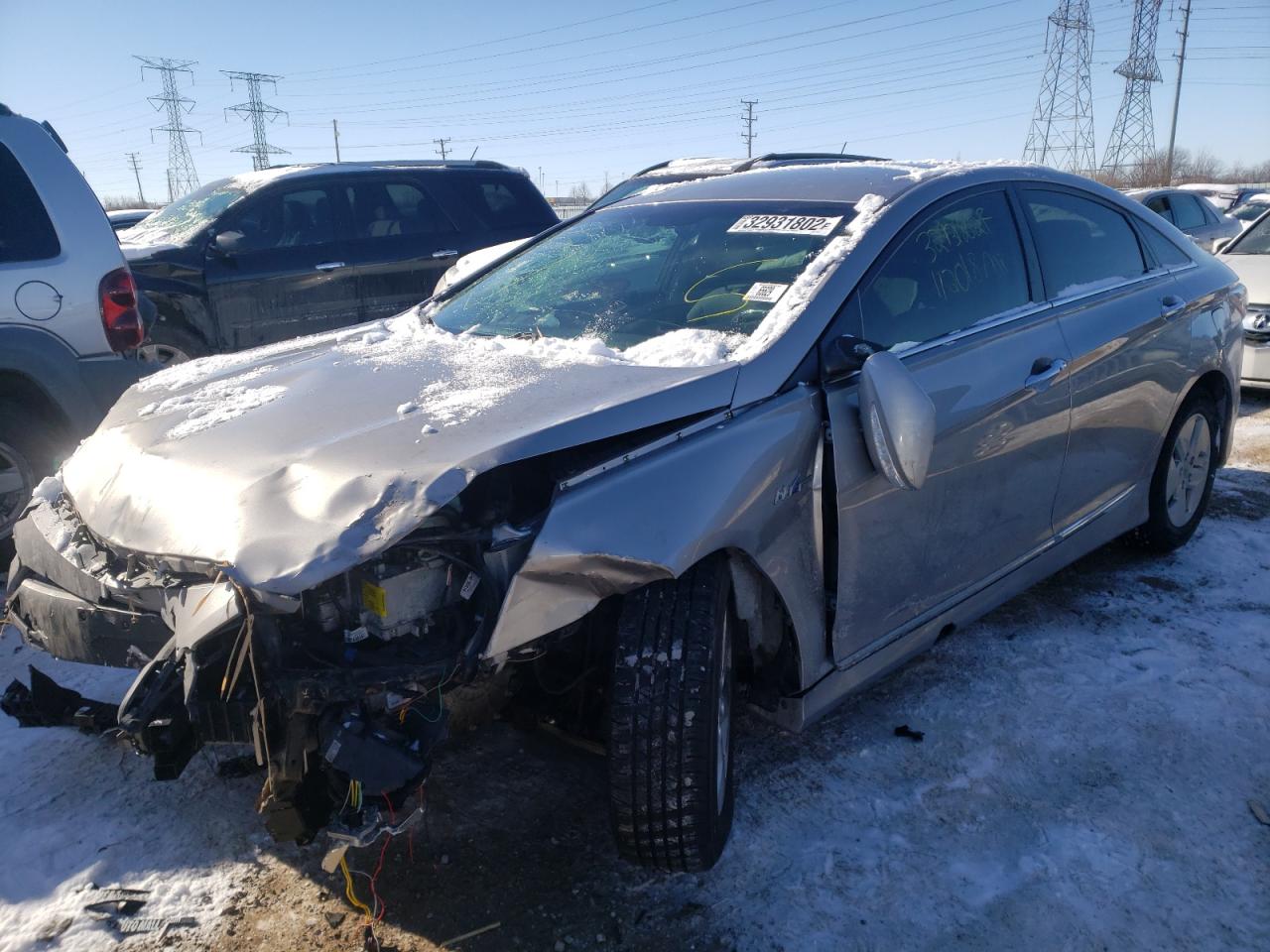 Photo 2 from auction – 2012 HYUNDAI SONATA HYB with VIN KMHEC4A41CA036277