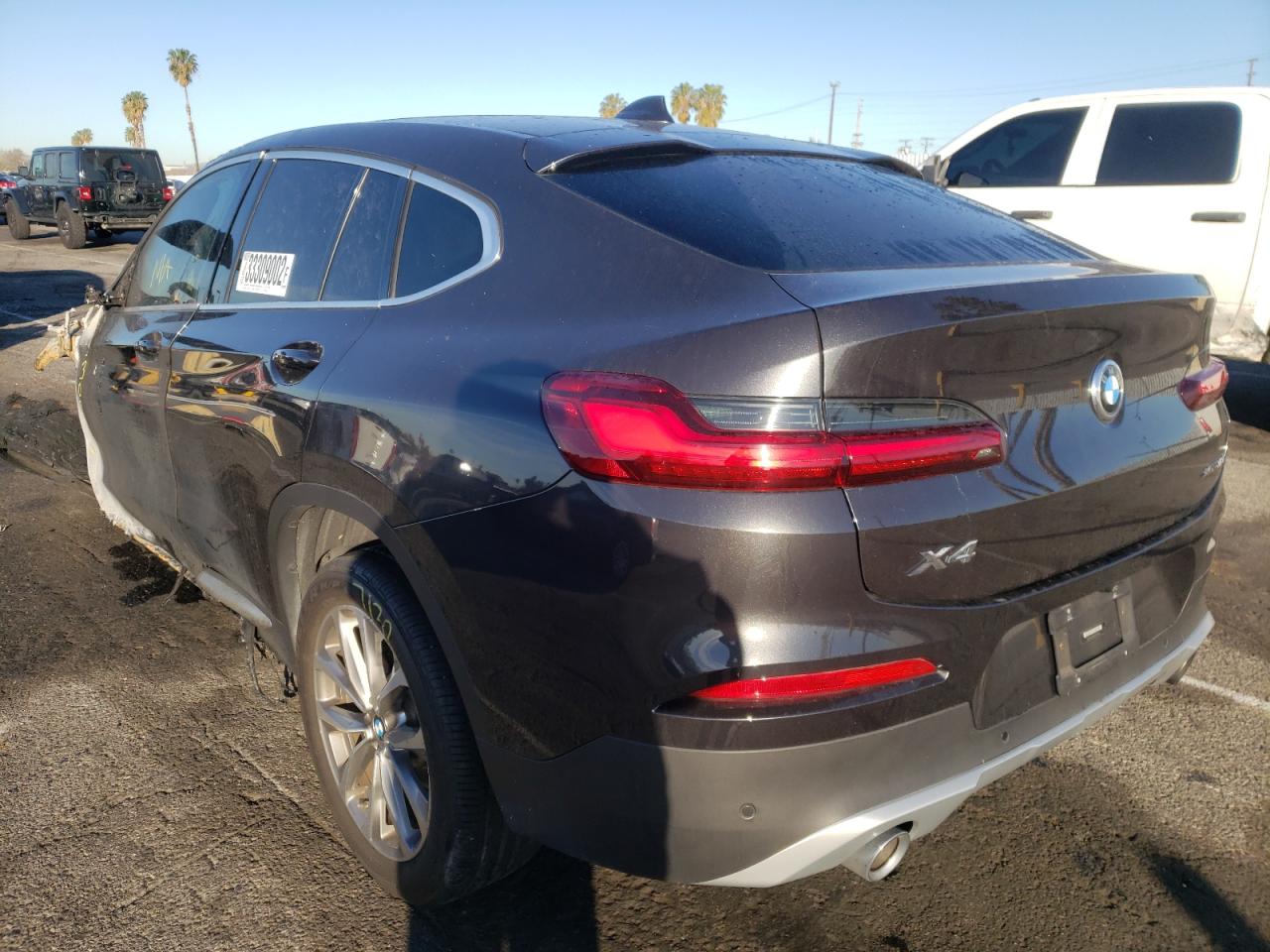 Photo 3 from auction – 2019 BMW X4 XDRIVE3 with VIN 5UXUJ3C52KLG53505