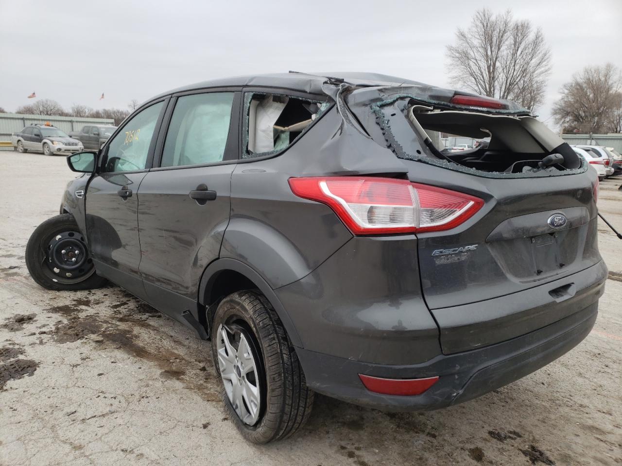 Photo 3 from auction – 2016 FORD ESCAPE S with VIN 1FMCU0F70GUC65179