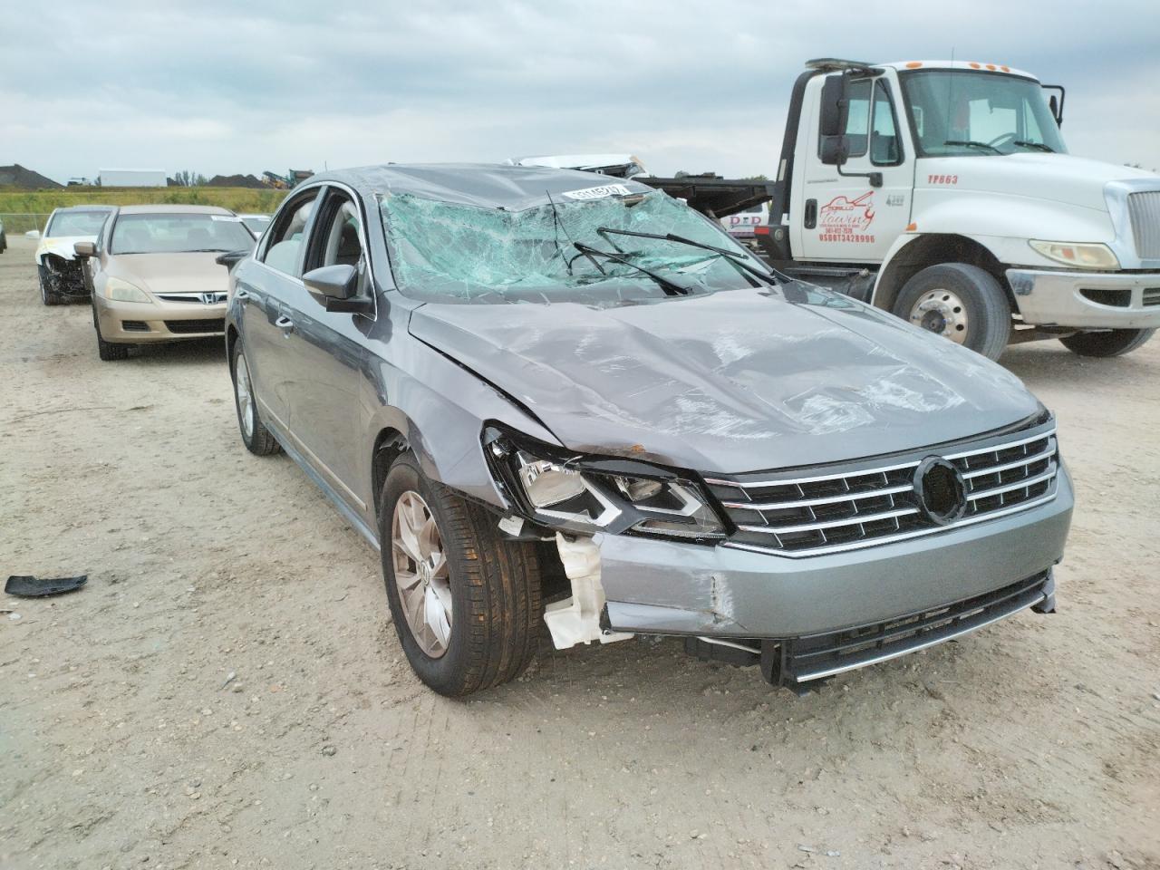 Photo 1 from auction – 2016 VOLKSWAGEN PASSAT S with VIN 1VWAS7A31GC047818