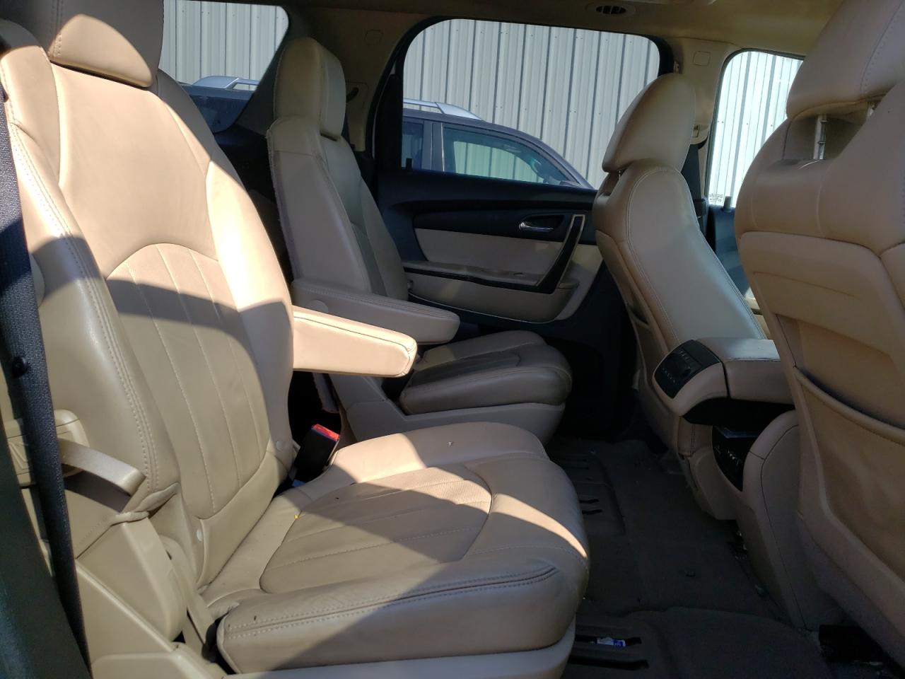 Photo 6 from auction – 2012 GMC ACADIA DEN with VIN 1GKKRTED0CJ385350