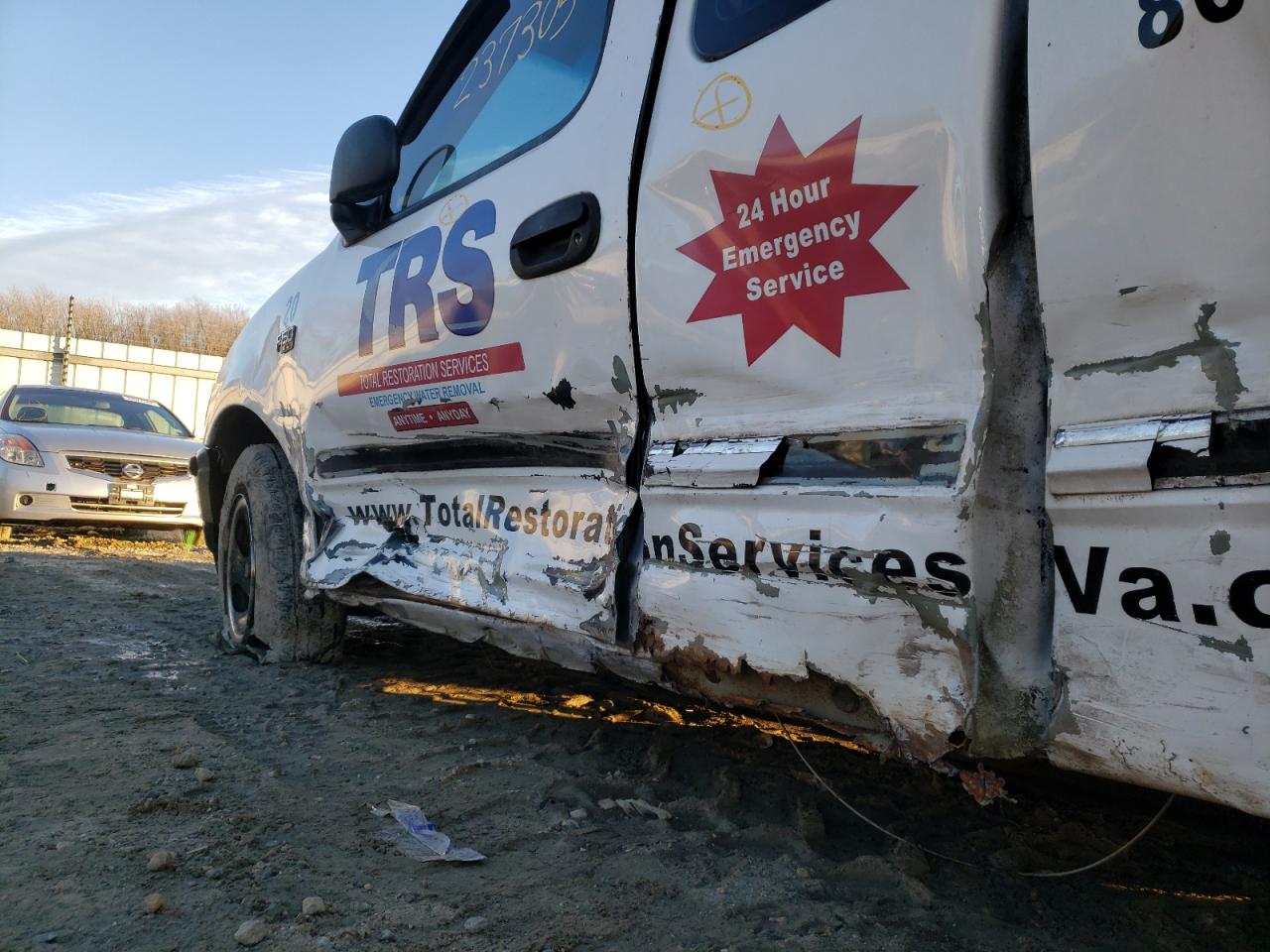 Photo 10 from auction – 1998 FORD F150 with VIN 2FTZX172XWCA07989
