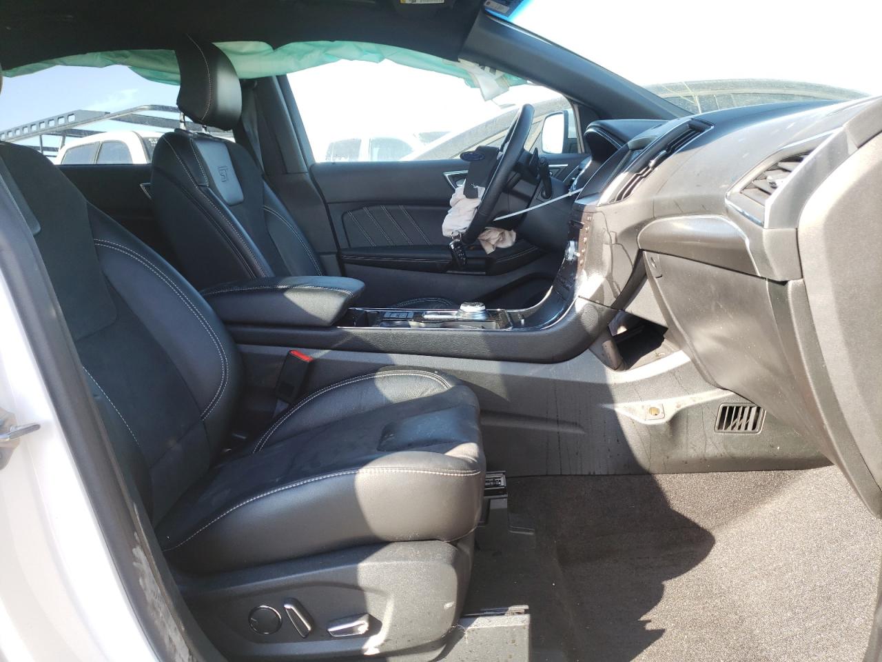 Photo 5 from auction – 2019 FORD EDGE ST with VIN 2FMPK4AP5KBC47944