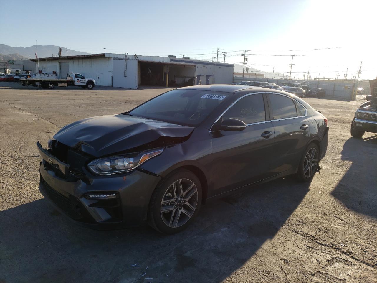 Photo 2 from auction – 2019 KIA FORTE EX with VIN 3KPF54AD2KE036190