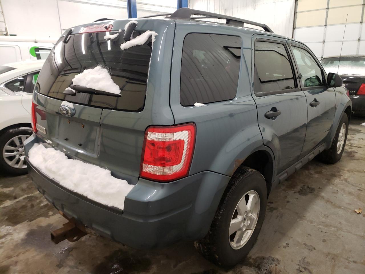 Photo 4 from auction – 2011 FORD ESCAPE XLT with VIN 1FMCU0D75BKC51740