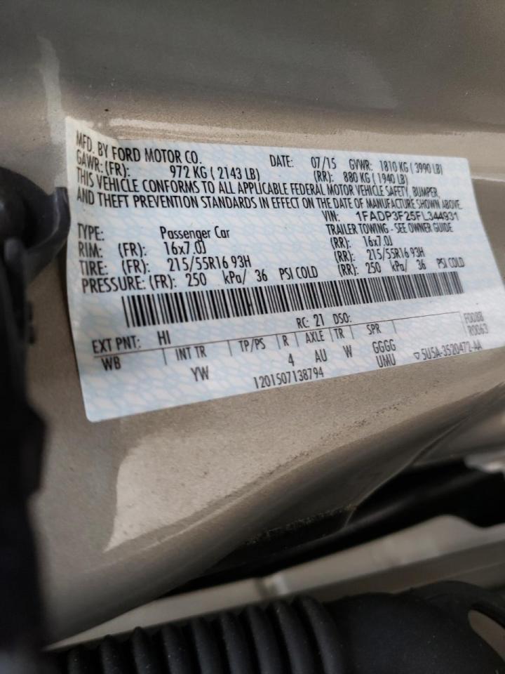 Photo 10 from auction – 2015 FORD FOCUS SE with VIN 1FADP3F25FL344931