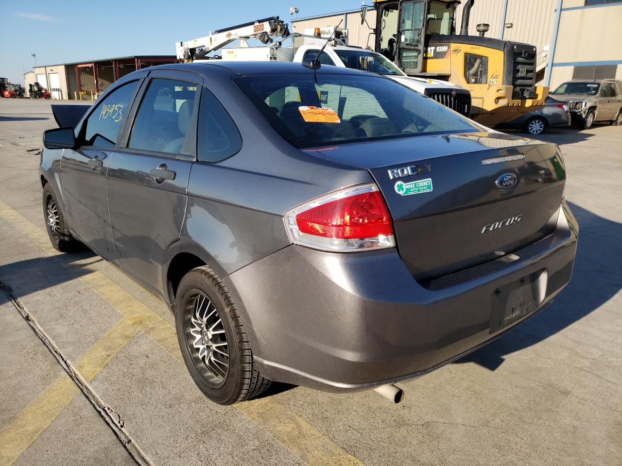 Photo 3 from auction – 2011 FORD FOCUS S with VIN 1FAHP3EN5BW164855