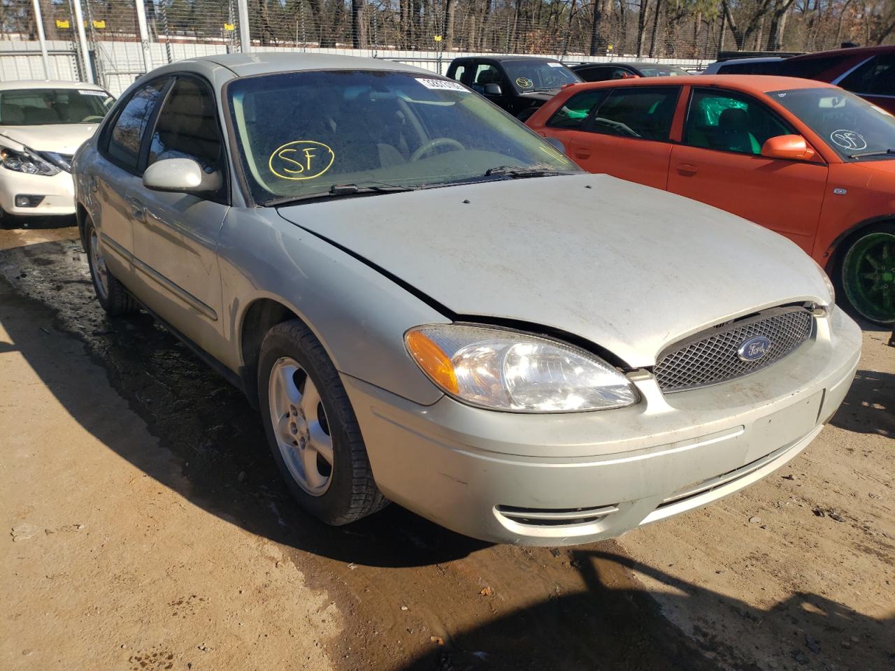 FORD TAURUS SE 2004 with VIN 1FAFP53U84A102606 - Photo from auction