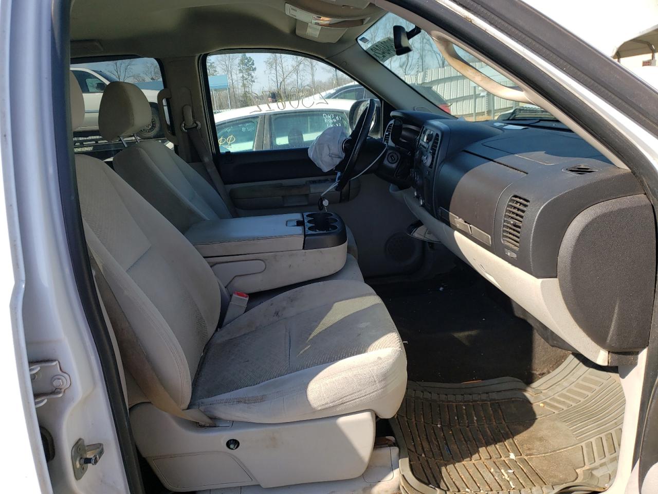 Photo 5 from auction – 2008 CHEVROLET SILVERADO with VIN 2GCEK13M881154184
